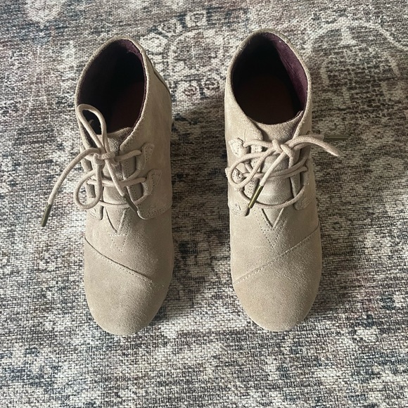 TOM’s Women’s Size 7 Wedge Booties - Picture 5 of 5